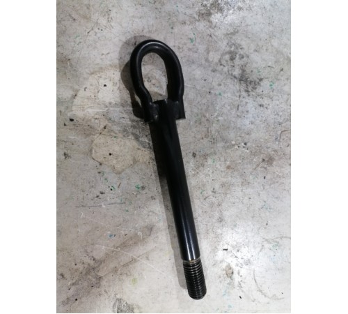 Крюк буксировочный