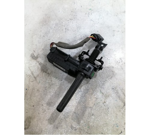 Электропривод открывания двери передний левый