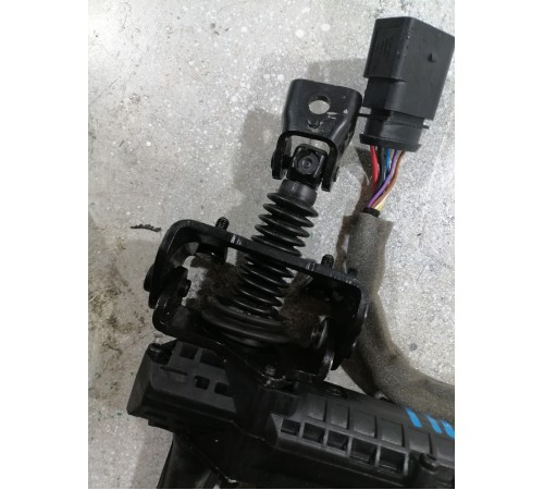 Электропривод открывания двери передний левый