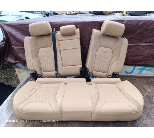 Задний ряд сидений