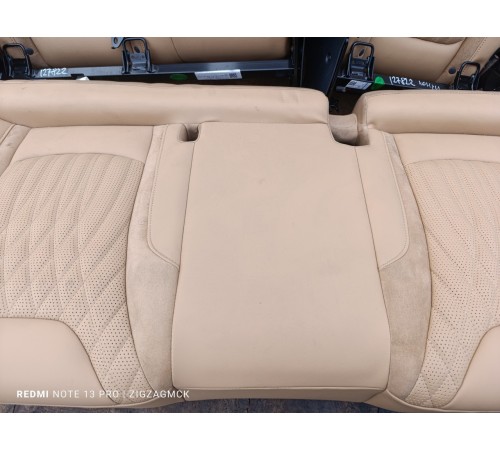 Задний ряд сидений