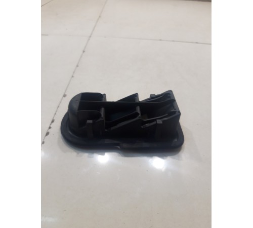 Решетка вентиляционная (задняя,левая)