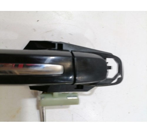 Ручка двери передняя правая внешняя