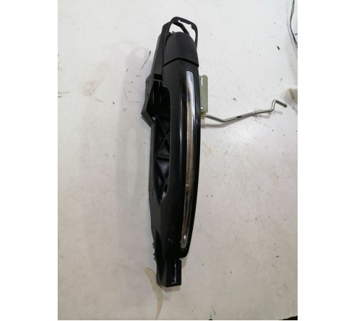 Ручка двери передняя правая внешняя