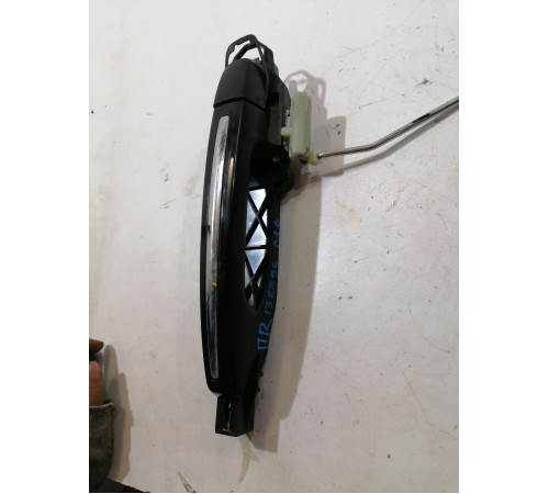 Ручка двери передняя правая внешняя