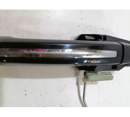 Ручка двери передняя правая внешняя