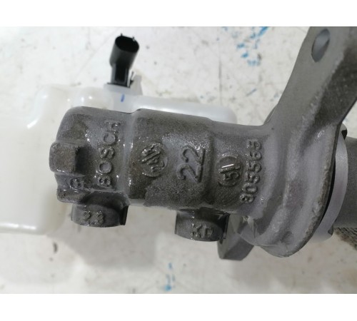 Тормозной цилиндр главный с бочком