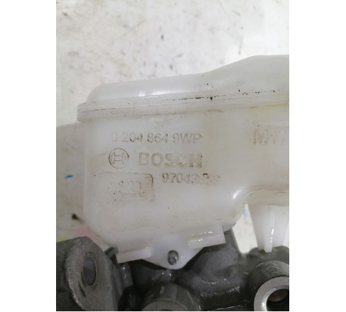 Тормозной цилиндр главный с бочком