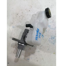 Тормозной цилиндр главный с бочком