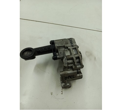 Насос масляный