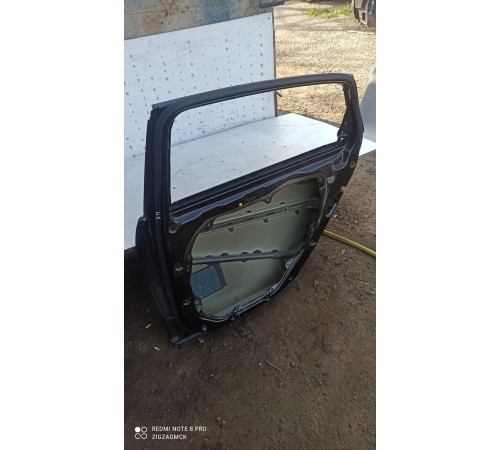 Дверь(задняя правая)