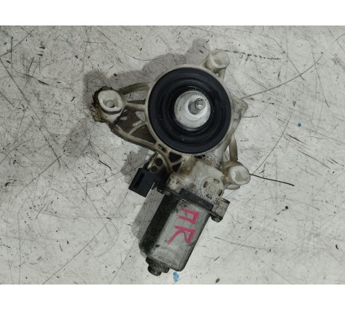 Моторчик стеклоподъемника передний правый