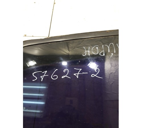 Стекло кузовное заднее правое глухое