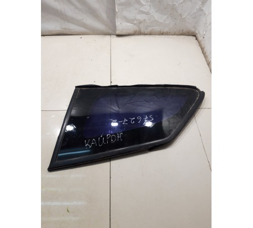 Стекло кузовное заднее правое глухое