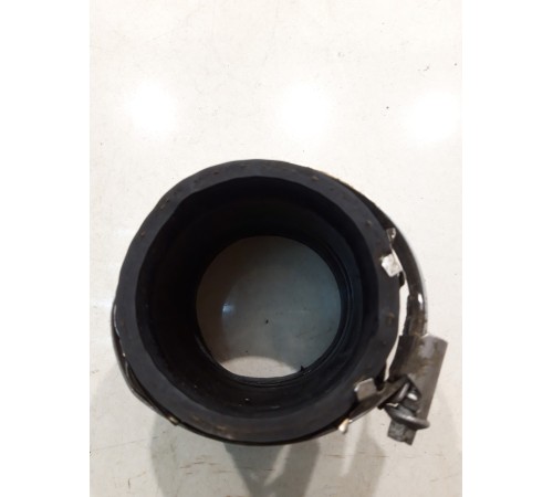 Патрубок дросселя