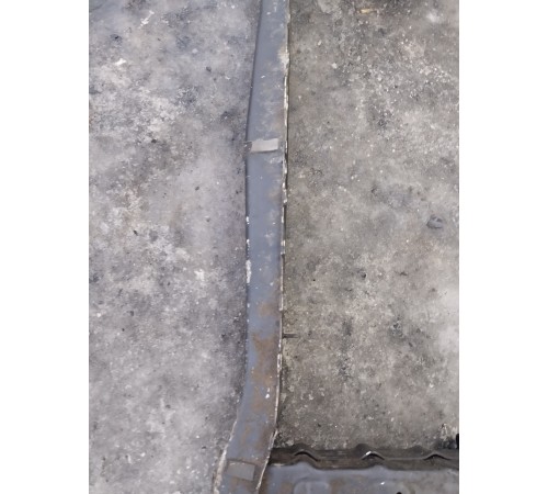 Усилитель переднего бампера