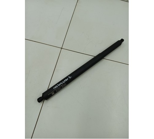 Амортизатор двери багажника правый