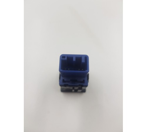 Кнопка открывания лючка бензобака