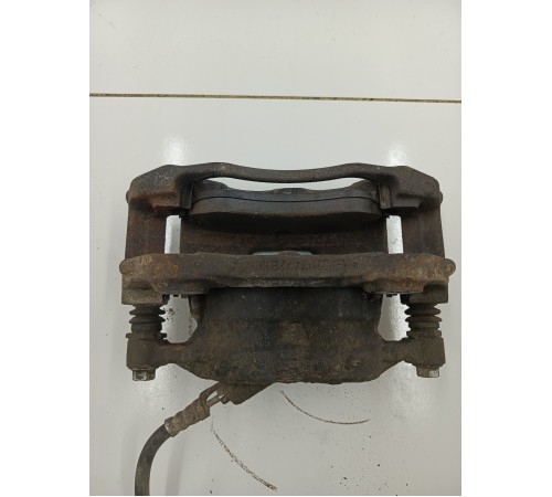 Суппорт передний правый