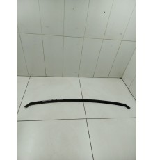 Уплотнитель капота