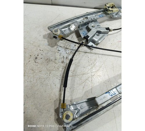 Стеклоподъёмник двери передний правый