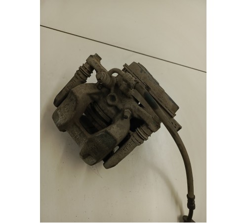 Суппорт задний правый