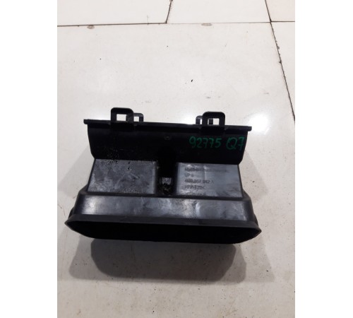 Воздуховод отопителя