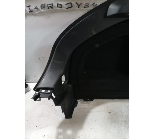 Обшивка багажника левая