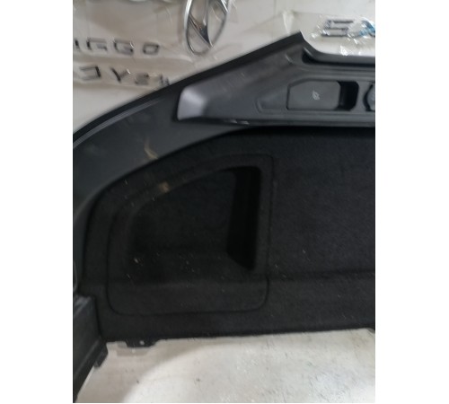 Обшивка багажника левая