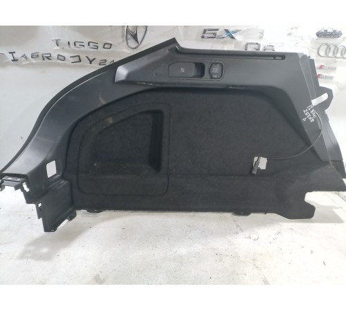 Обшивка багажника левая