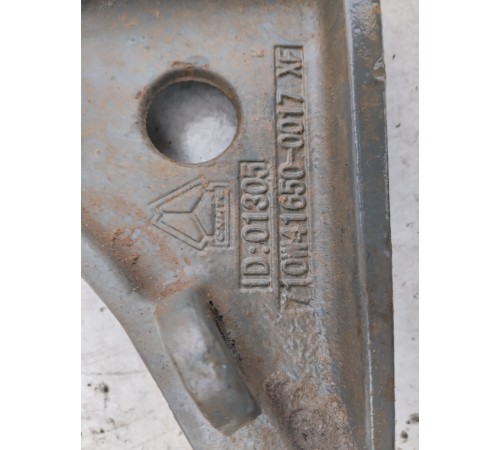 Кроонштейн (крепление) кабины передний левый