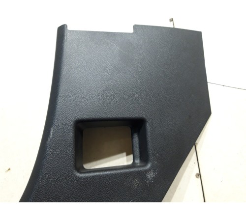 Обшивка передней стойки левая нижняя