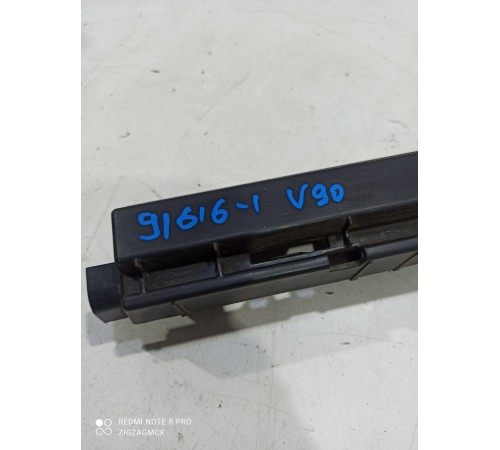 Кронштейн порога (задний, правый)