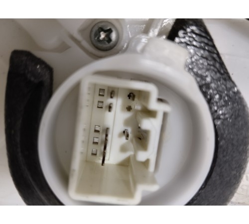 Замок двери передний правый