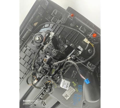 Обшивка двери задняя правая