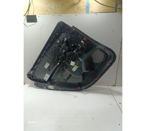 Обшивка двери задняя правая