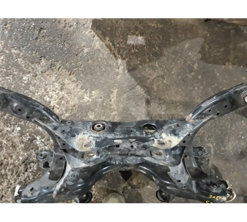 Подрамник задний