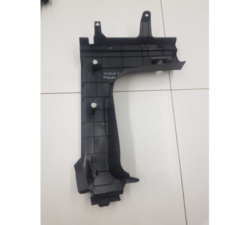 Накладка панели багажника левая