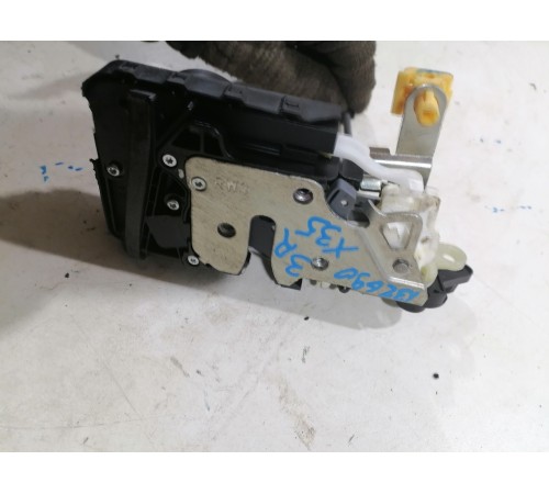 Замок двери задний правый