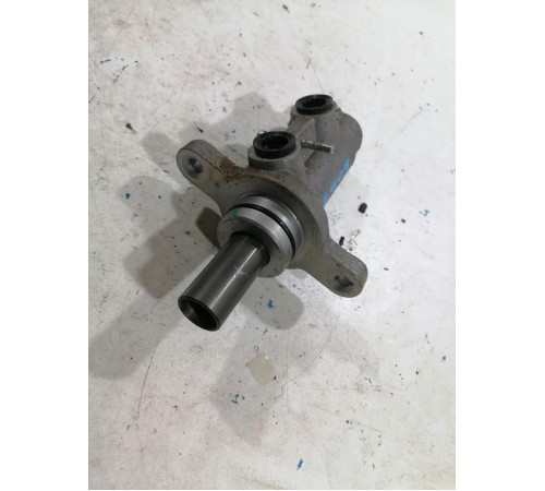 Главный тормозной цилиндр