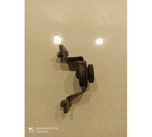 Кронштейн радиатора(верхний правый)