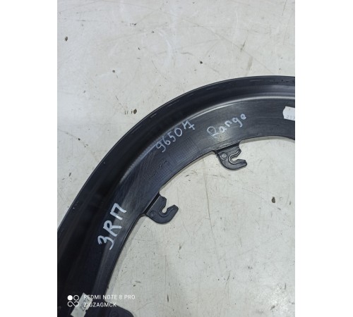 Накладка двери (задняя правая внутренняя)