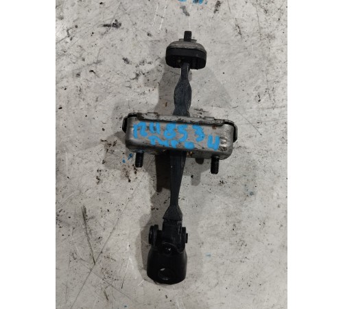 Ограничитель двери передний правый