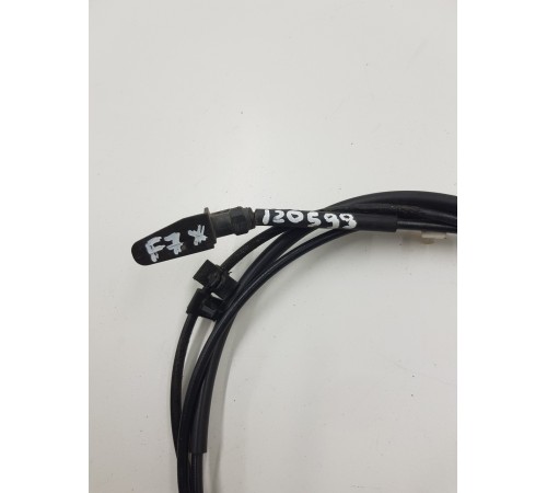 Трос открывания капота