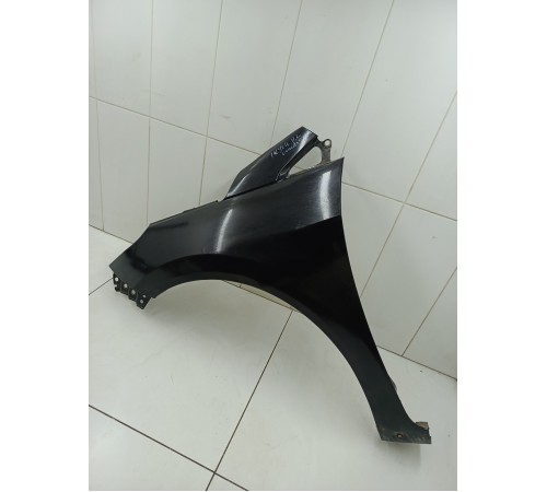 Крыло переднее левое