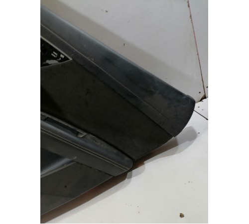 Обшивка двери задняя правая