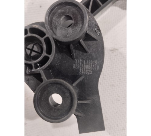 Ручка открывания капота