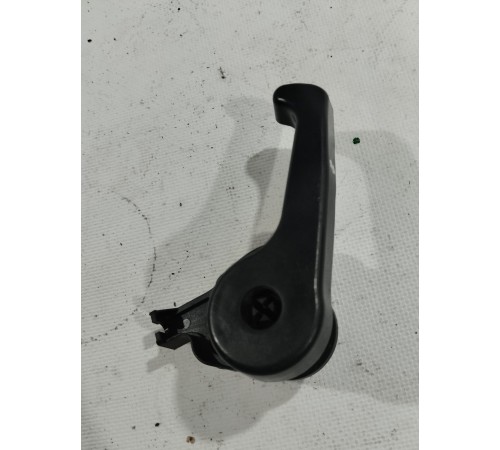 Ручка открывания капота