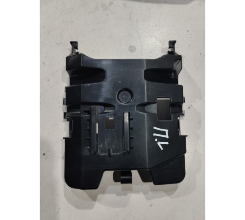 Кронштейн замка двери (передний, левый)