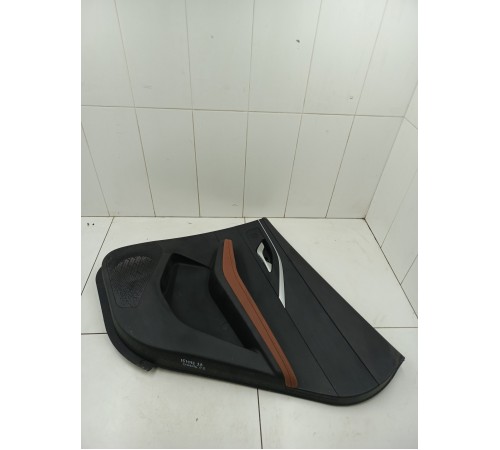 Обшивка двери задняя правая